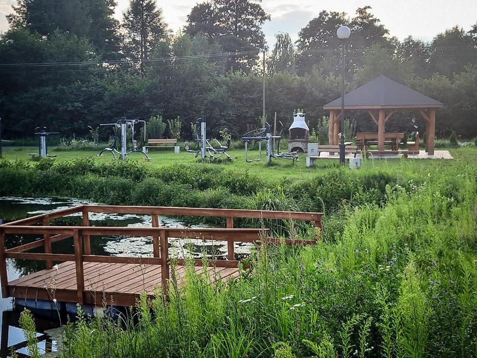 Apartamenty 72 - Agroturystyka Wola Pekoszewska Buitenkant foto