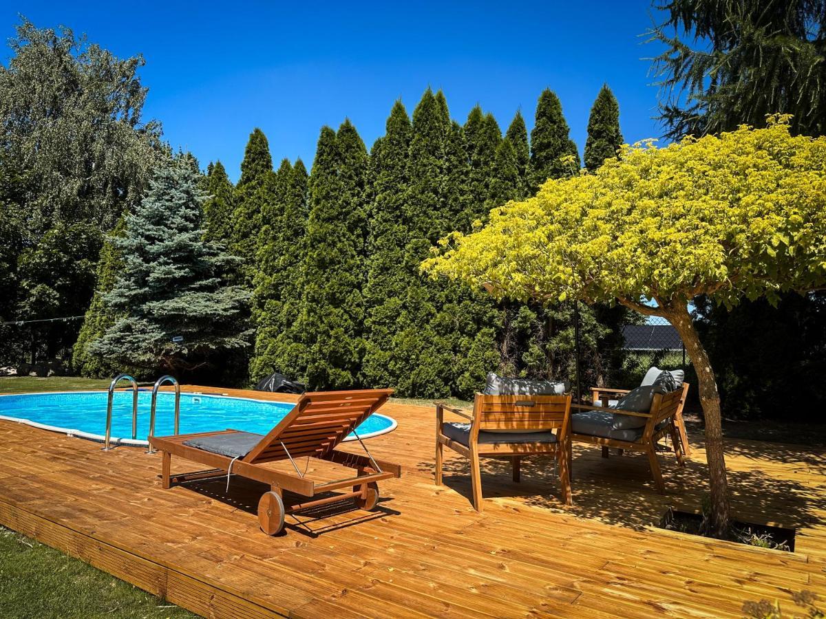Apartamenty 72 - Agroturystyka Wola Pekoszewska Buitenkant foto